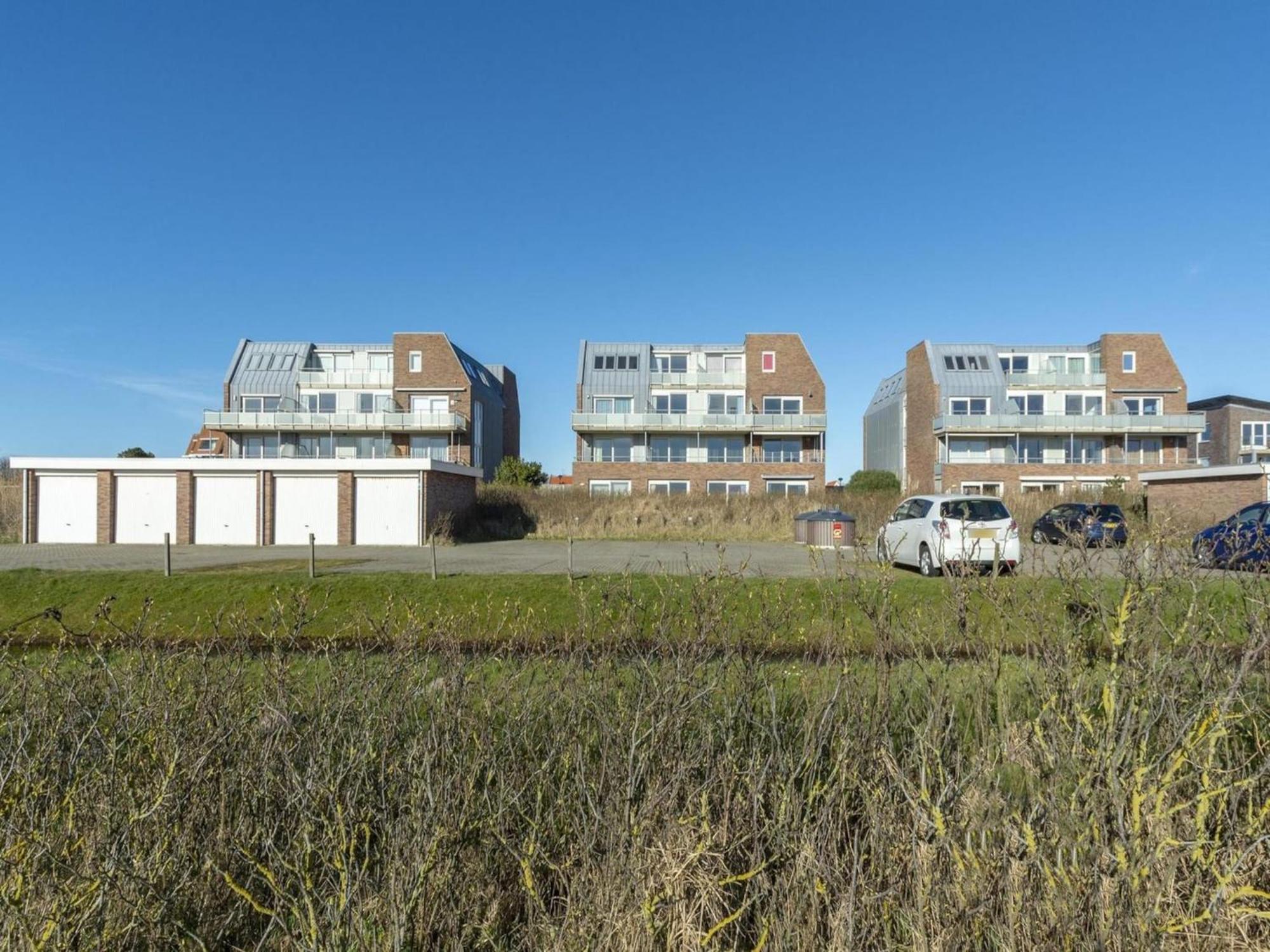 Alluring Coastal Apartment Callantsoog Eksteriør billede