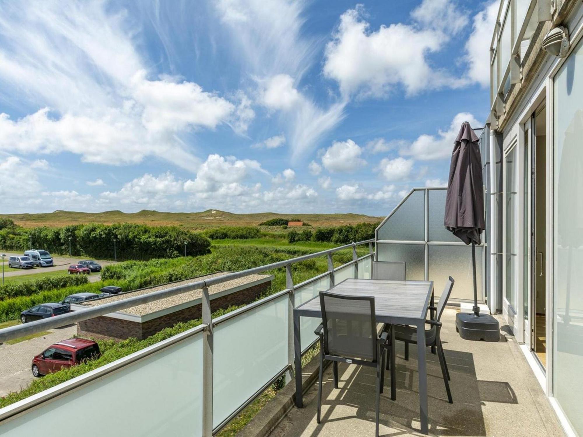 Alluring Coastal Apartment Callantsoog Eksteriør billede